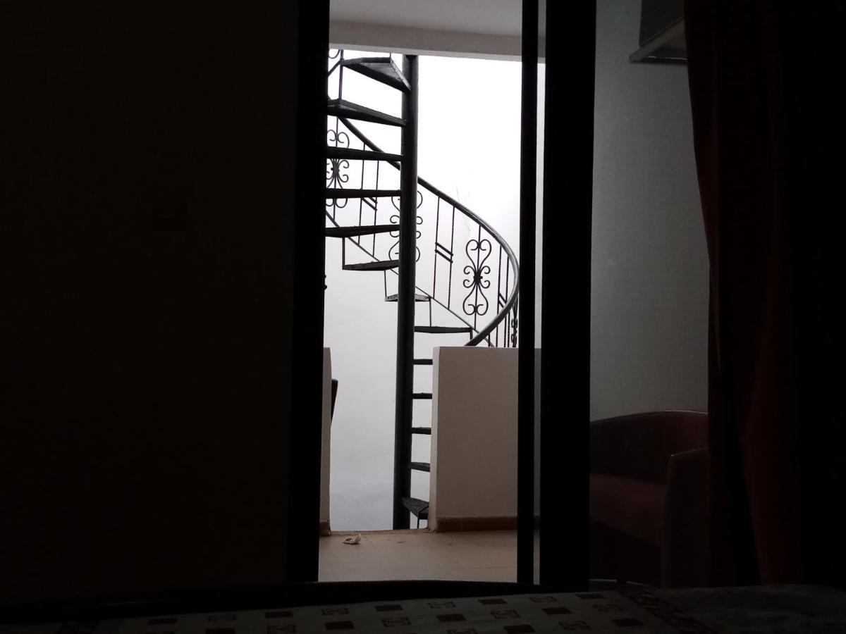 Kakatar Family Residence , Yoff Dakar Dış mekan fotoğraf